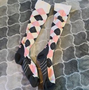 Zensah Argyle Compression Socks